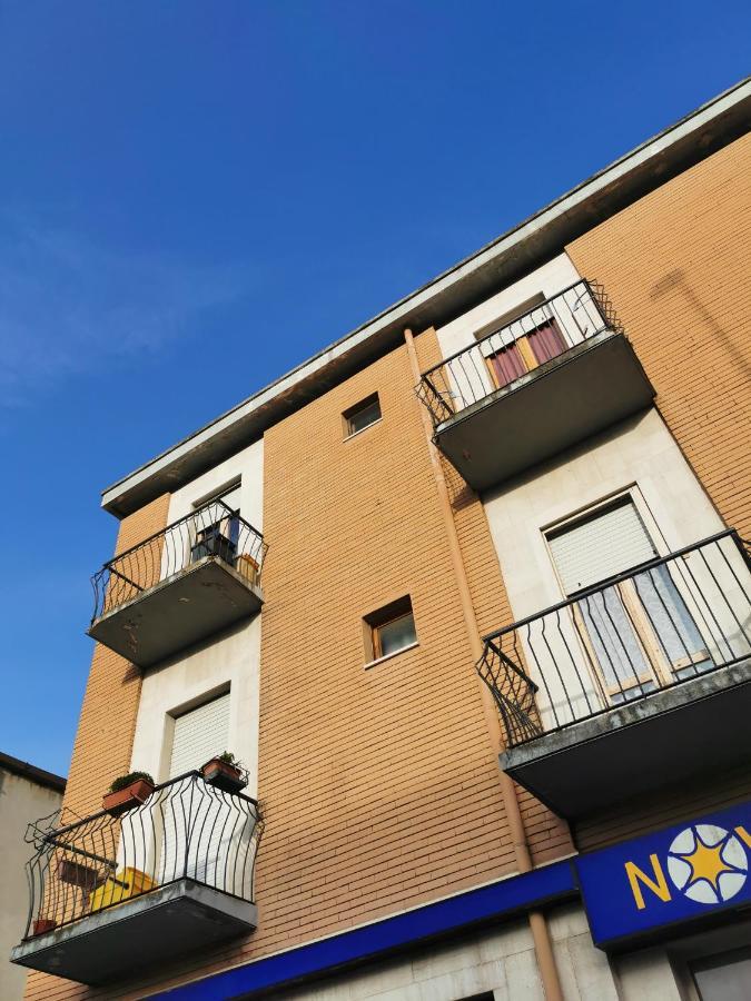 A Serenai - Elegante Appartamento In Centro โอริสตาโน ภายนอก รูปภาพ